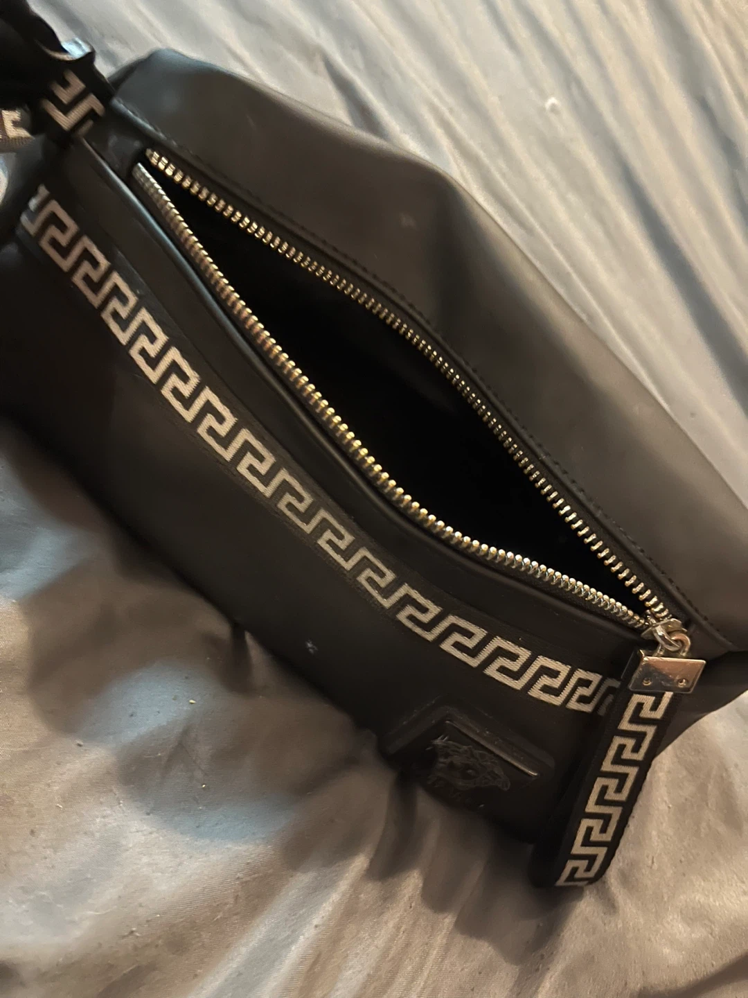 Versace Parfums Black Belt Bag - photo 5