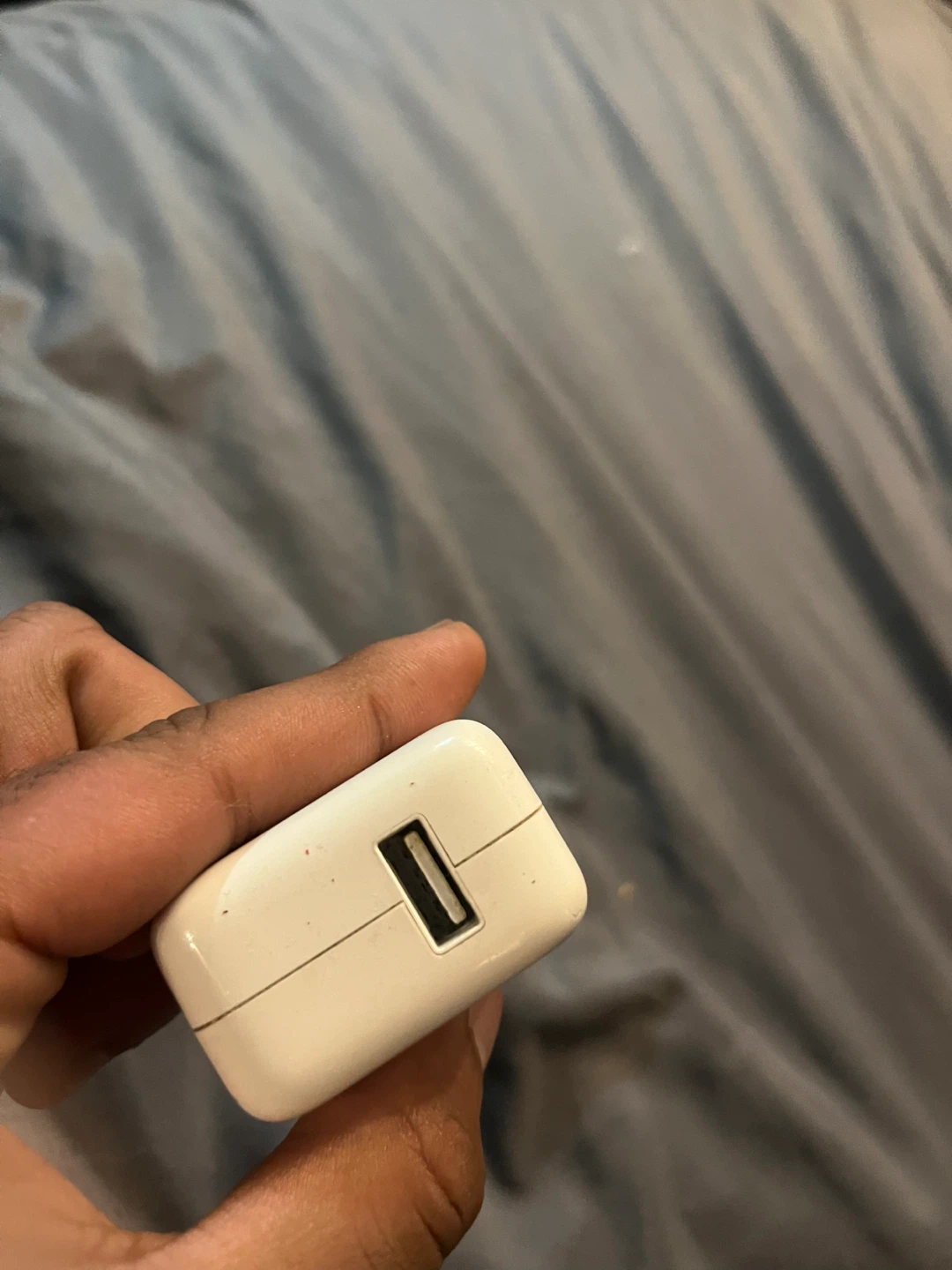 Apple 5W USB Power Adapter - photo 2