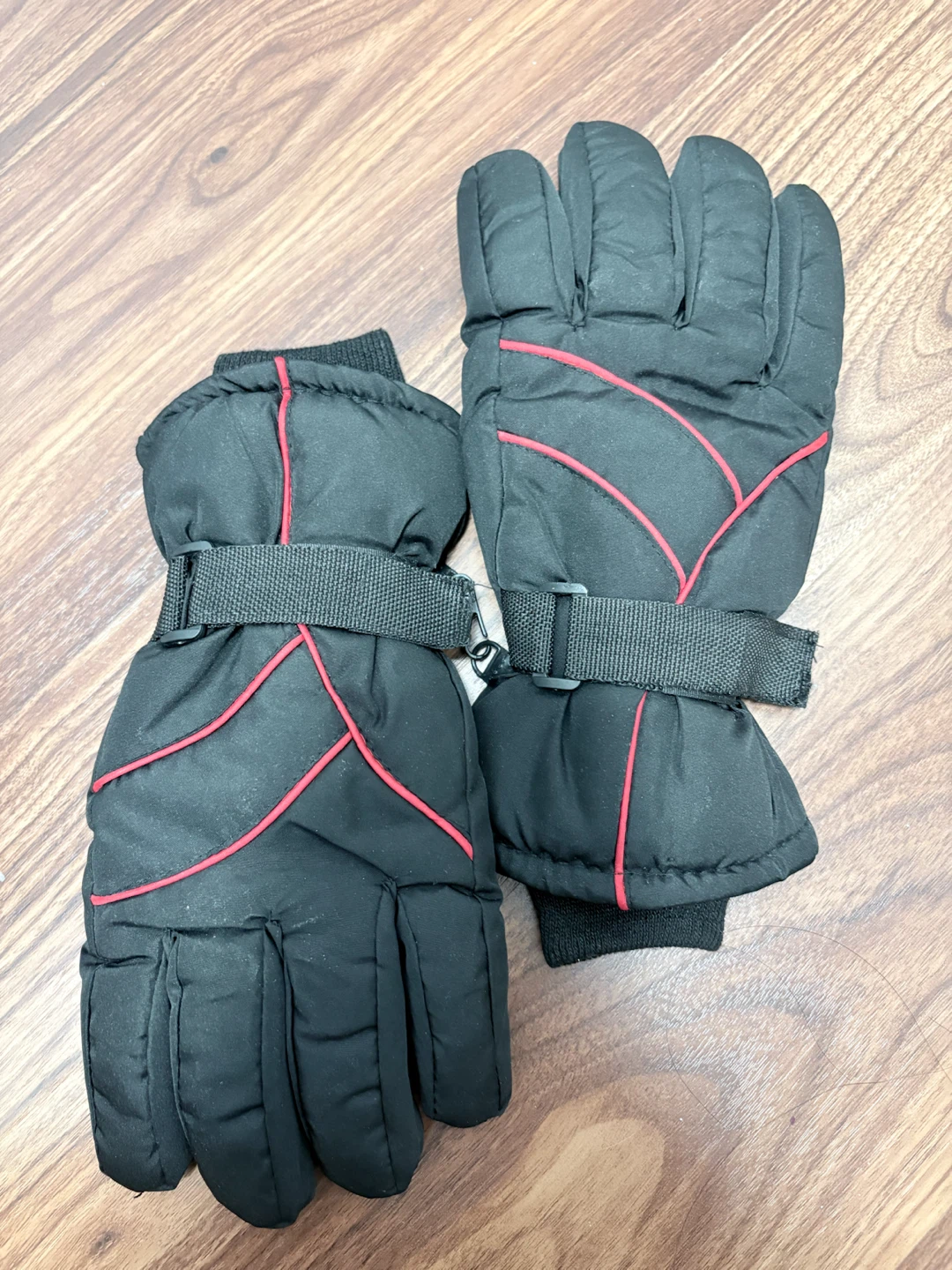 Black Winter Ski Gloves - photo 2