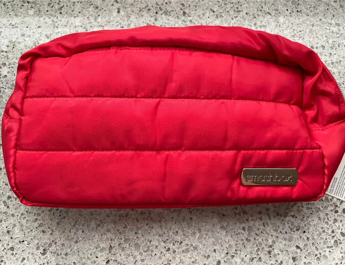 Smashbox Red Cosmetic Makeup Bag - photo 4