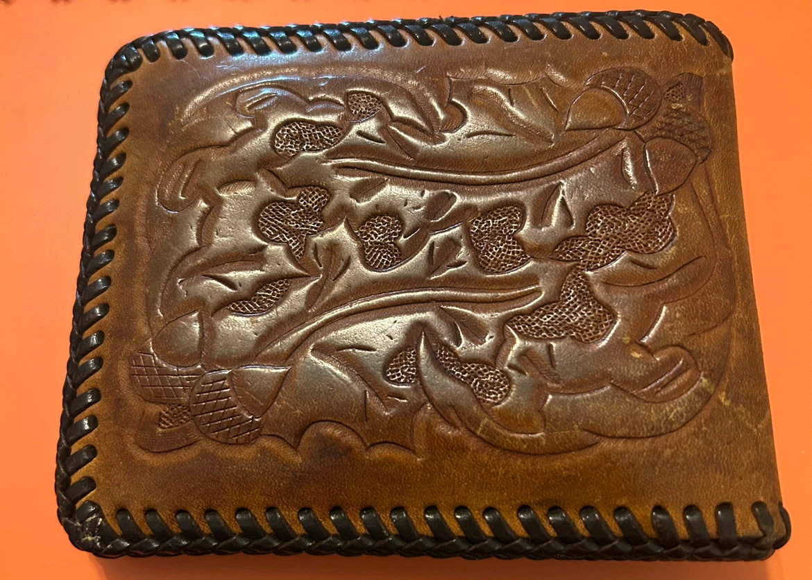 Vintage Hand-Tooled  Wallet - photo 2