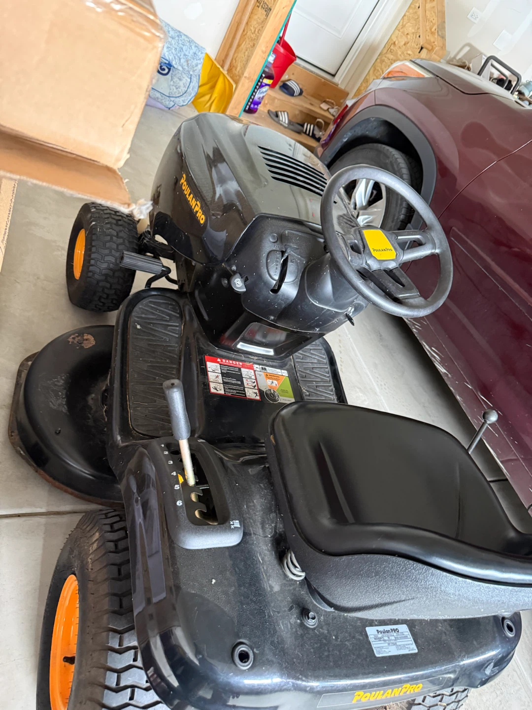 Poulan Pro Riding Lawn Mower
