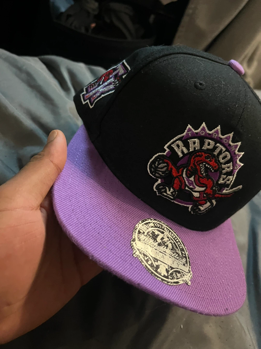 Mitchell & Ness Toronto Raptors Fitted Hat size 7 1/4