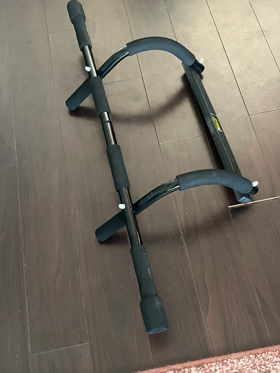 Everlast Doorway Pull-Up Bar