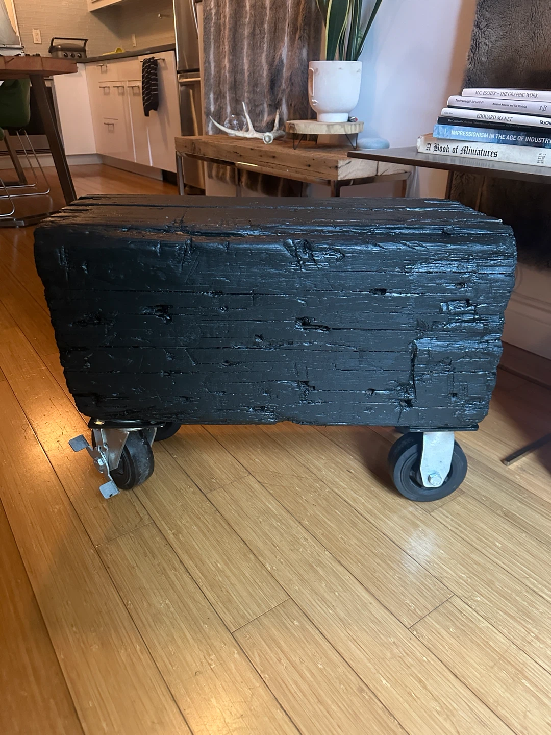 VINTAGE RECLAIMED WOOD BARN BEAM BENCH / COFFEE TABLE - photo 4
