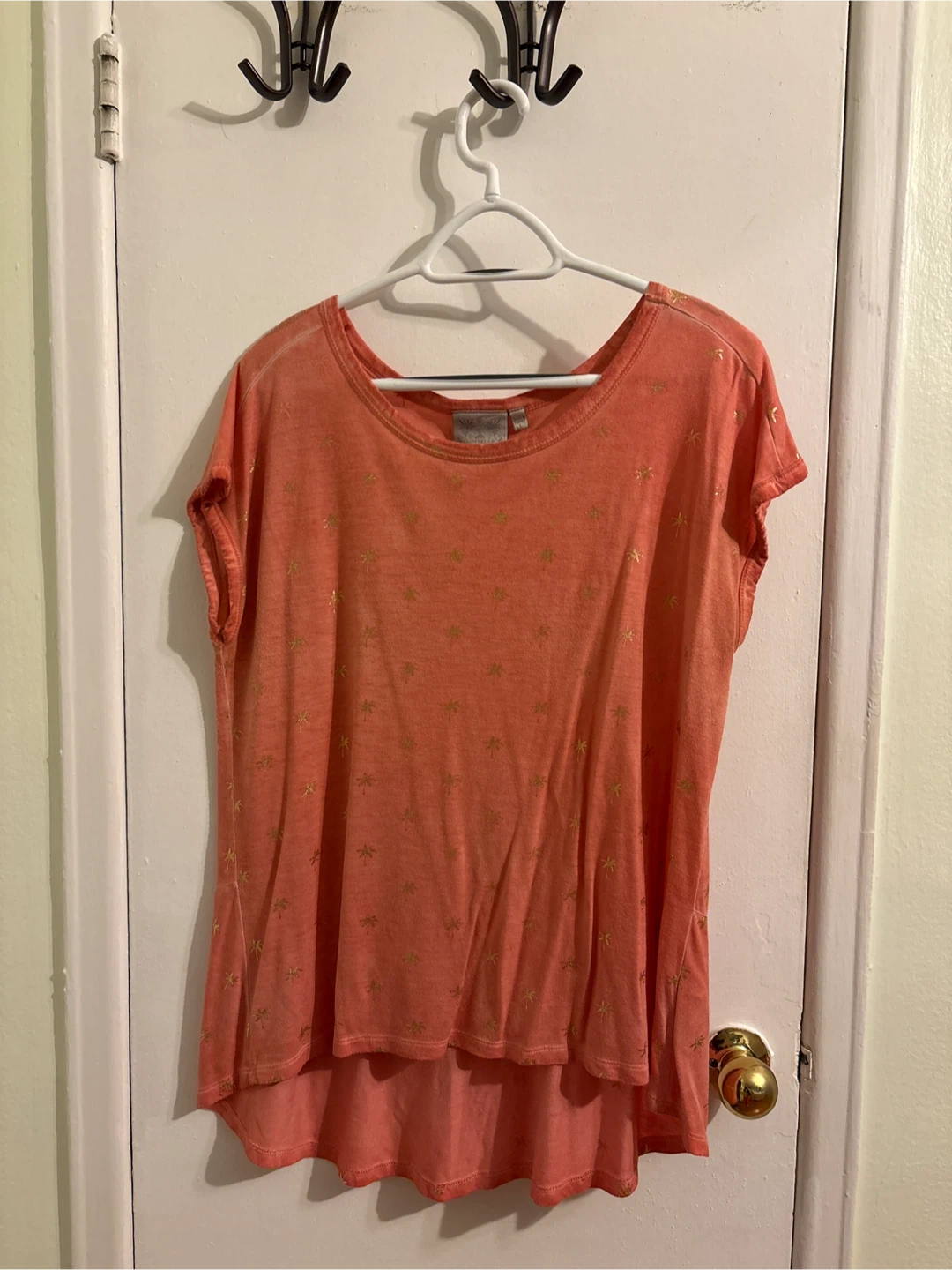 Dantelle Coral Top with Gold Palm Print