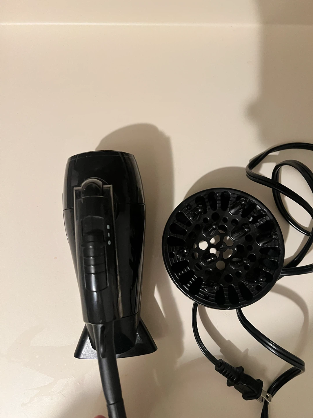 TRESemmé Smooth & Silky Compact Hair Dryer - photo 3