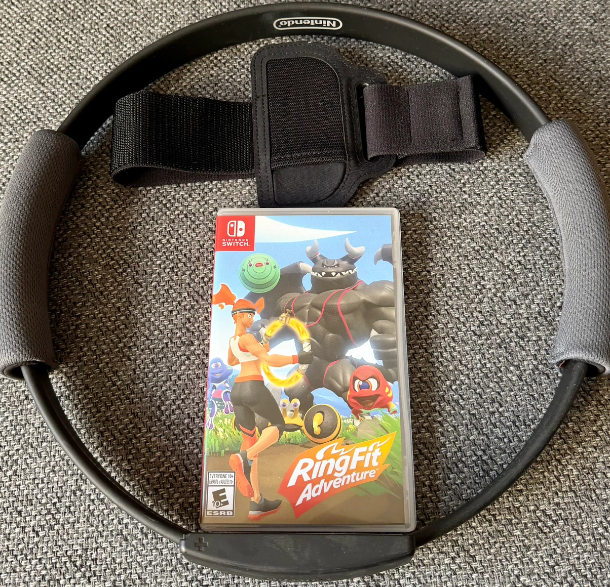 Nintendo Ring Fit Adventure – Game + Ring-Con + Leg Strap