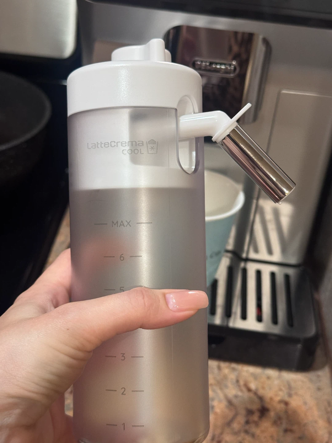 DeLonghi LatteCrema Cool Milk Carafe - photo 2