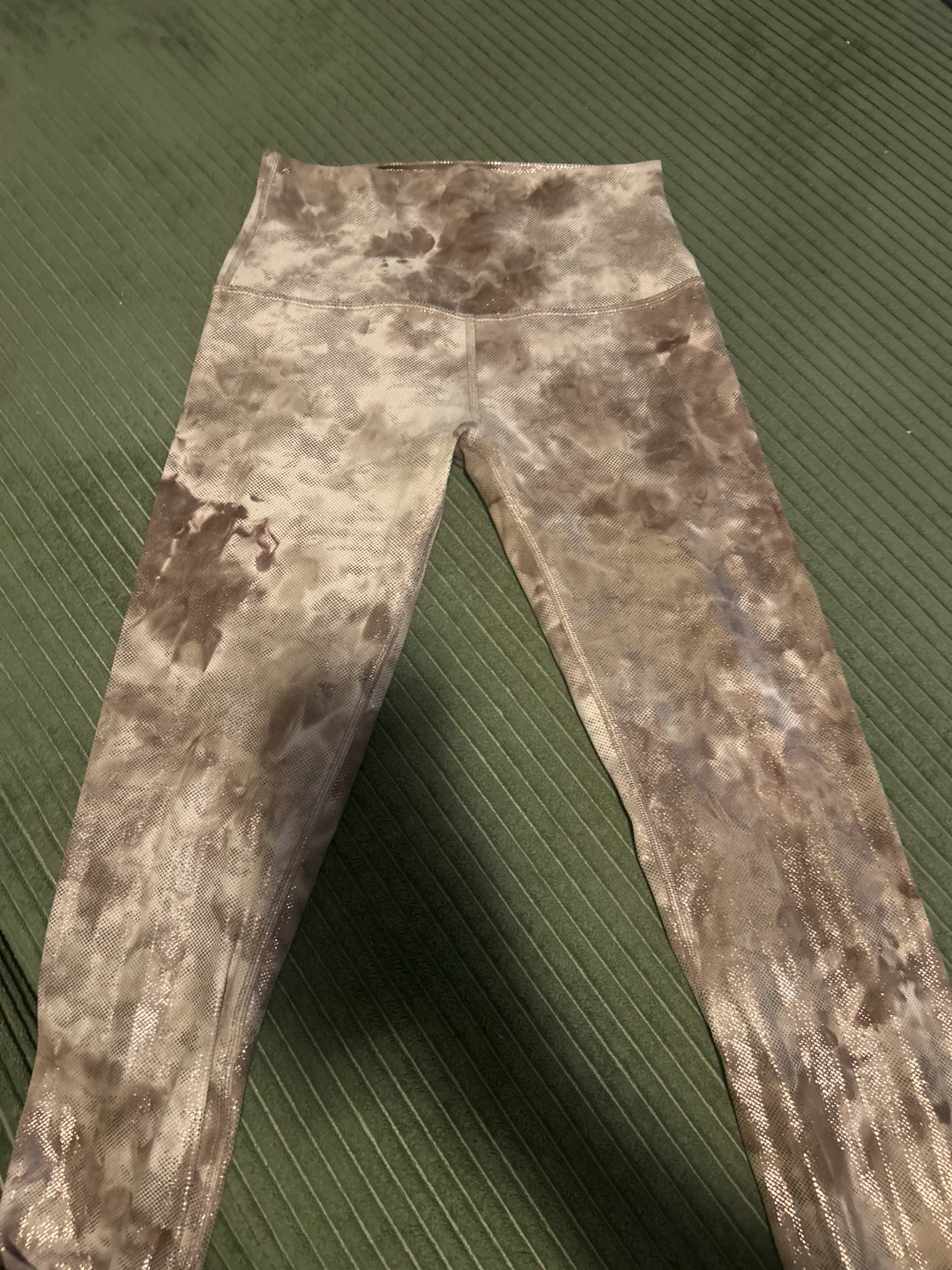 Lululemon Shimmer Leggings - photo 3