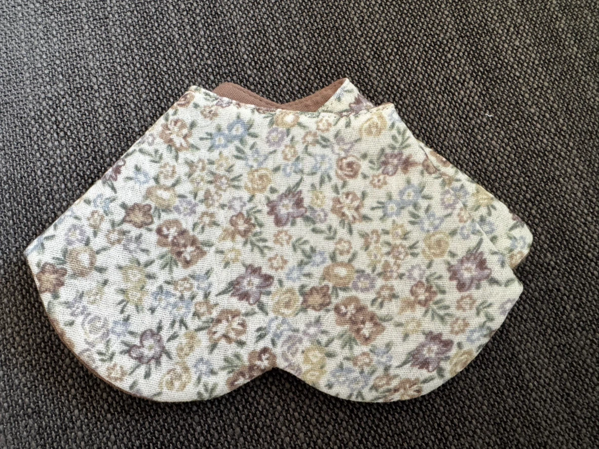 Floral Baby Bib - photo 3