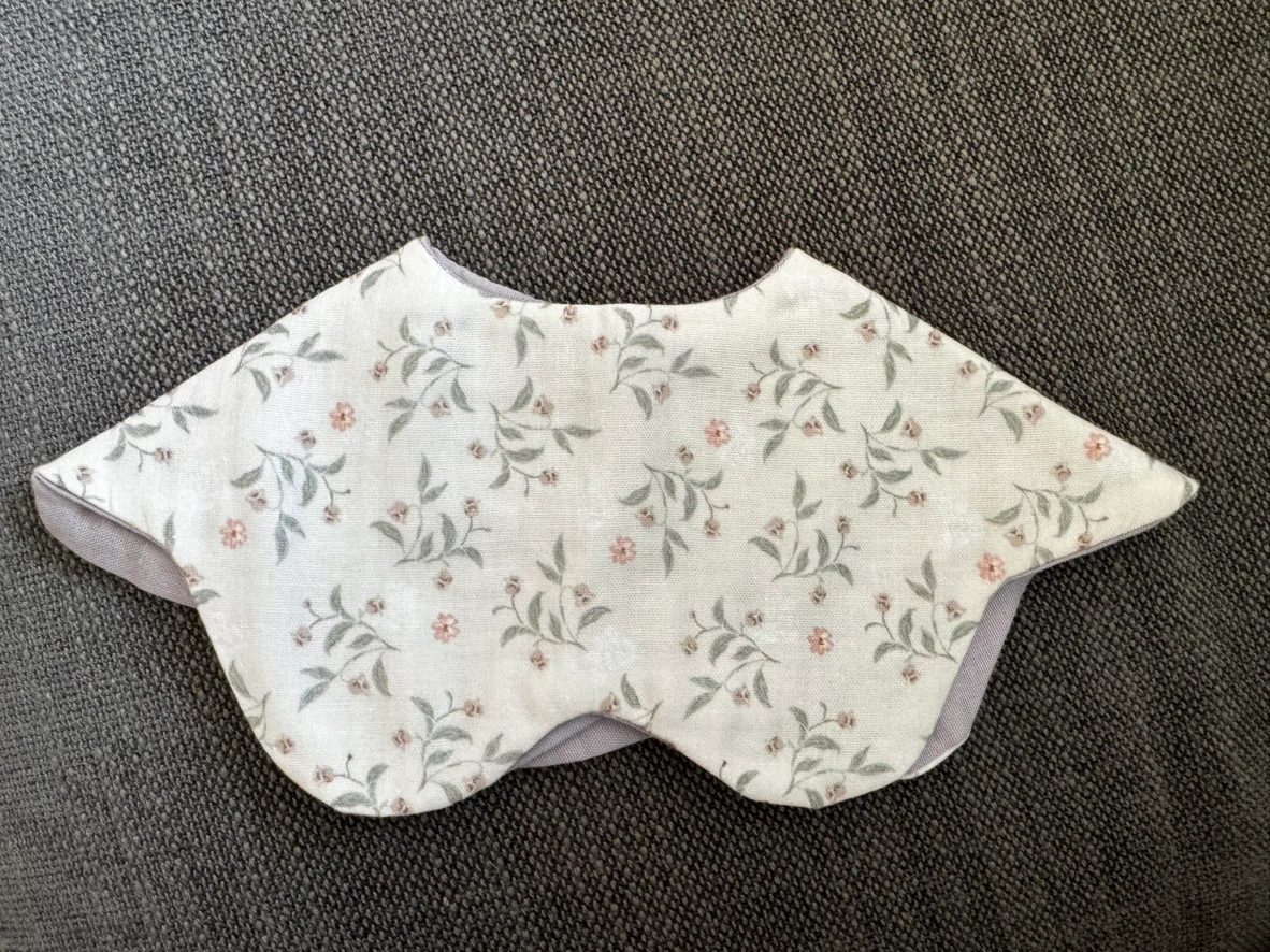 Floral baby bib - photo 4