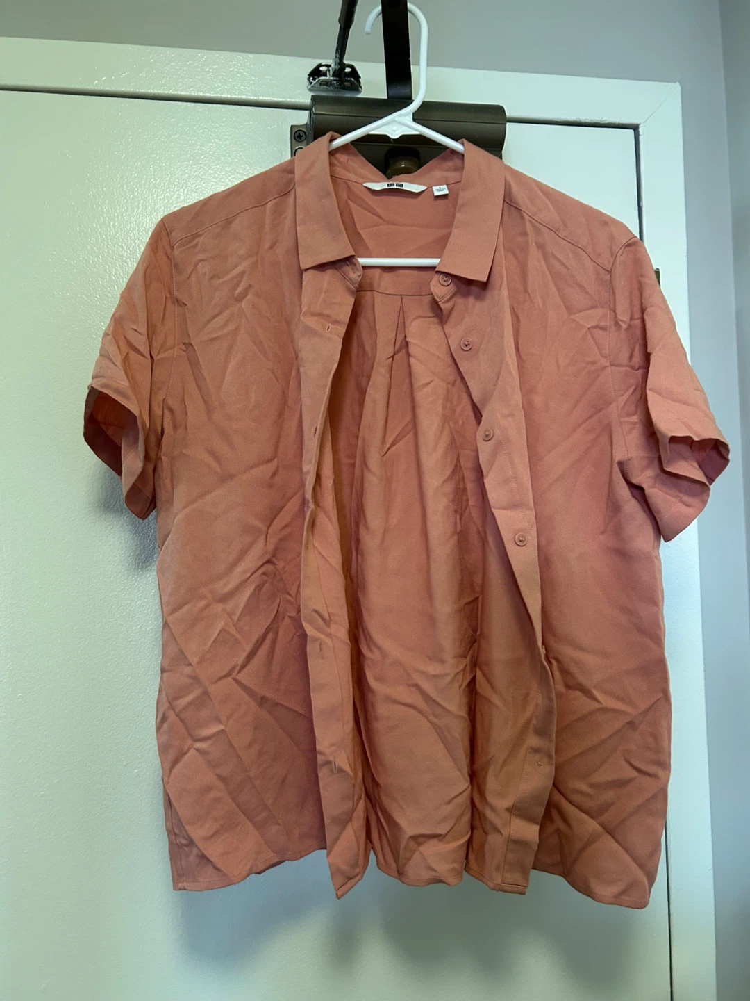 Uniqlo Pink Short Sleeve Button-Down Shirt
