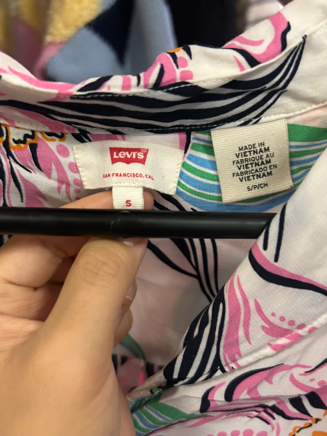 Levi's floral button-down shirt - photo 3