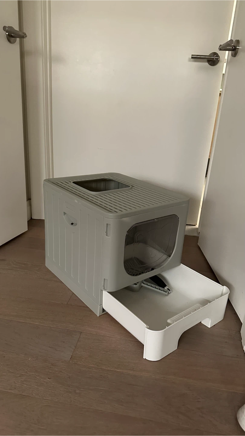 Gray Enclosed Cat Litter Box