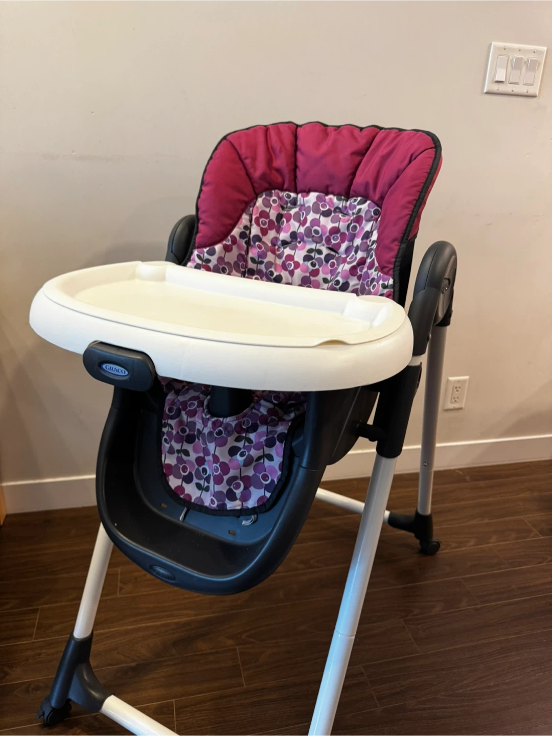 Graco adjustable high chair