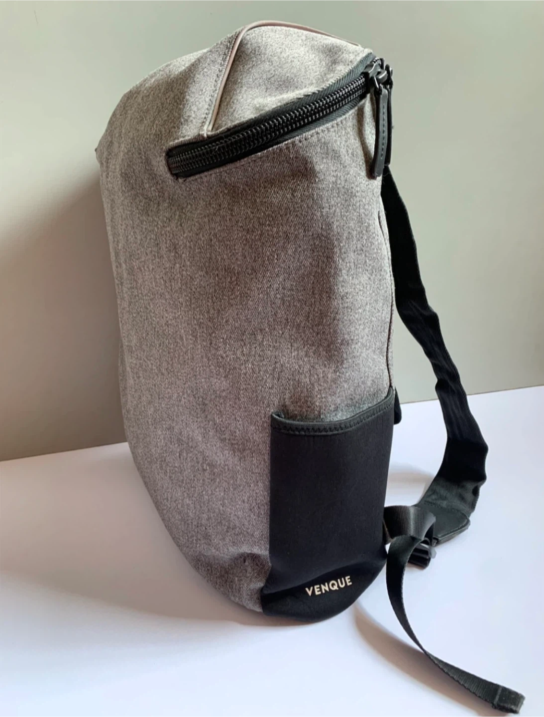 VENQUE Grey Backpack - photo 4