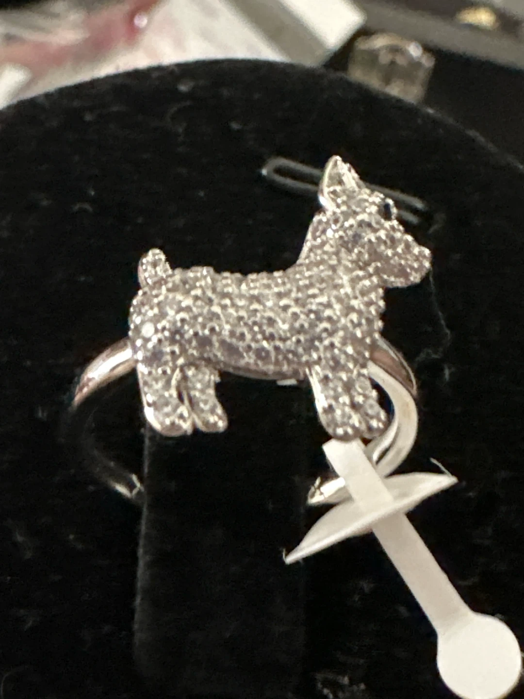 Dog-Shaped Rhinestone Ring - photo 3