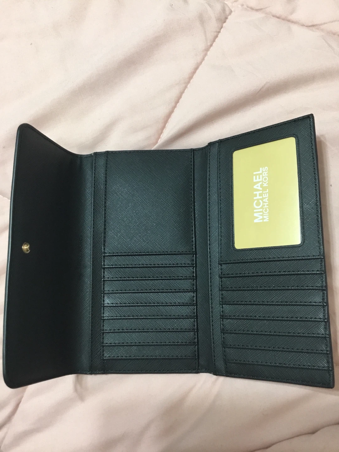 Michael Kors black wallet - photo 3