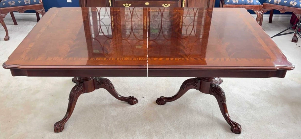 Thomasville Chippendale Double Pedestal Dining Set