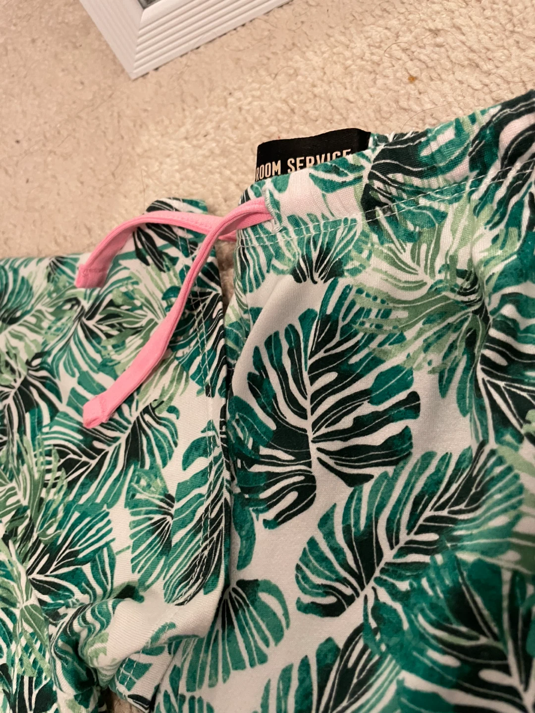 Leaf Print Pyjama Set - photo 4