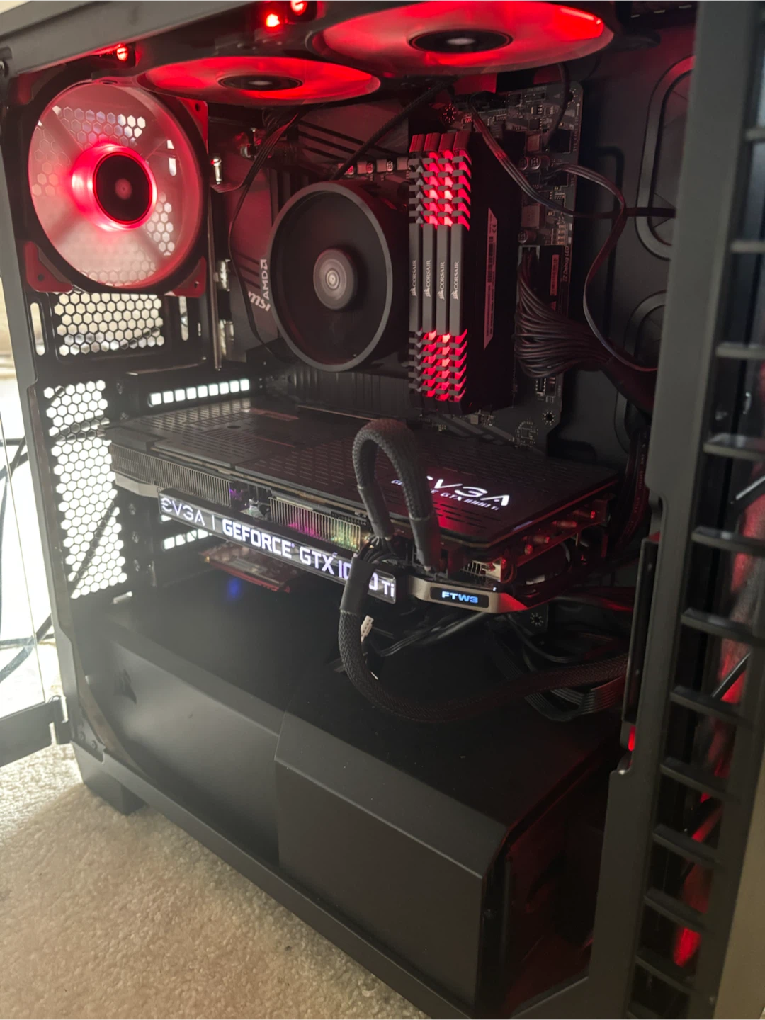 Gaming PC - Ryzen 5 5600X / GTX 1080 Ti 11GB/ 32GB RAM / 6TB