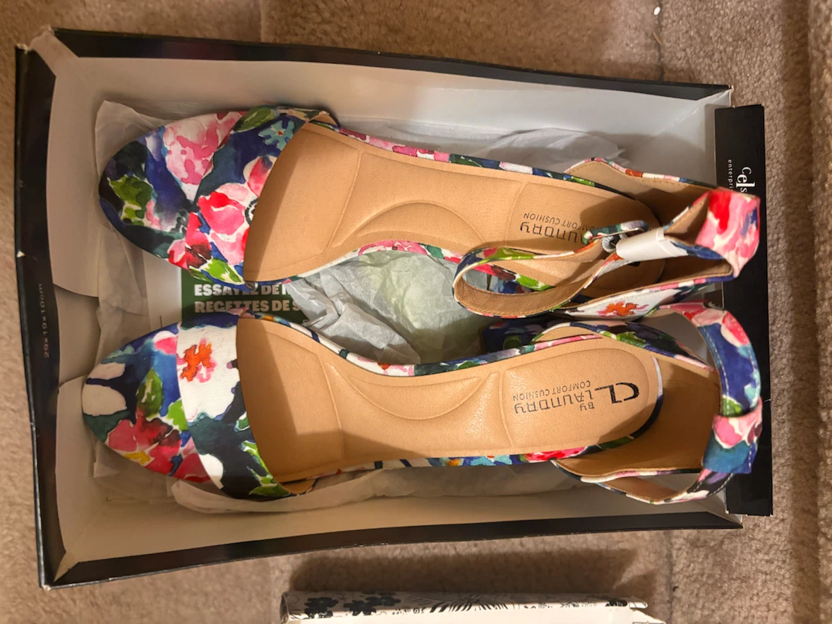 CL by Laundry Floral Block Heels - photo 2