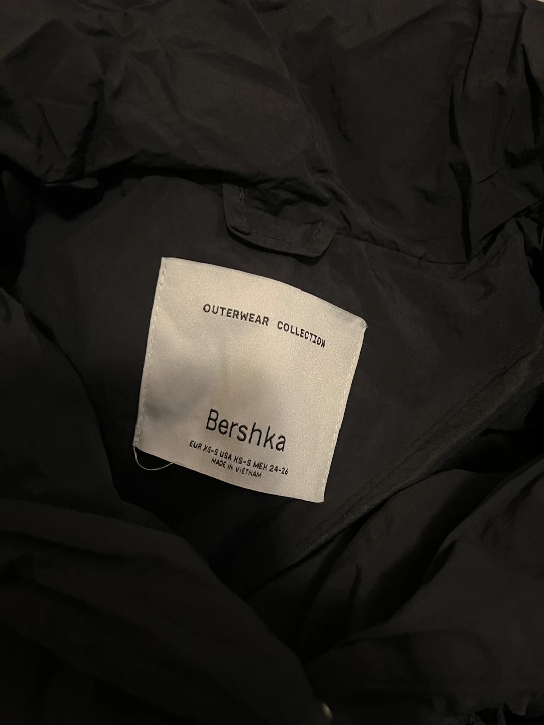 Bershka Black Puffer Vest - photo 2