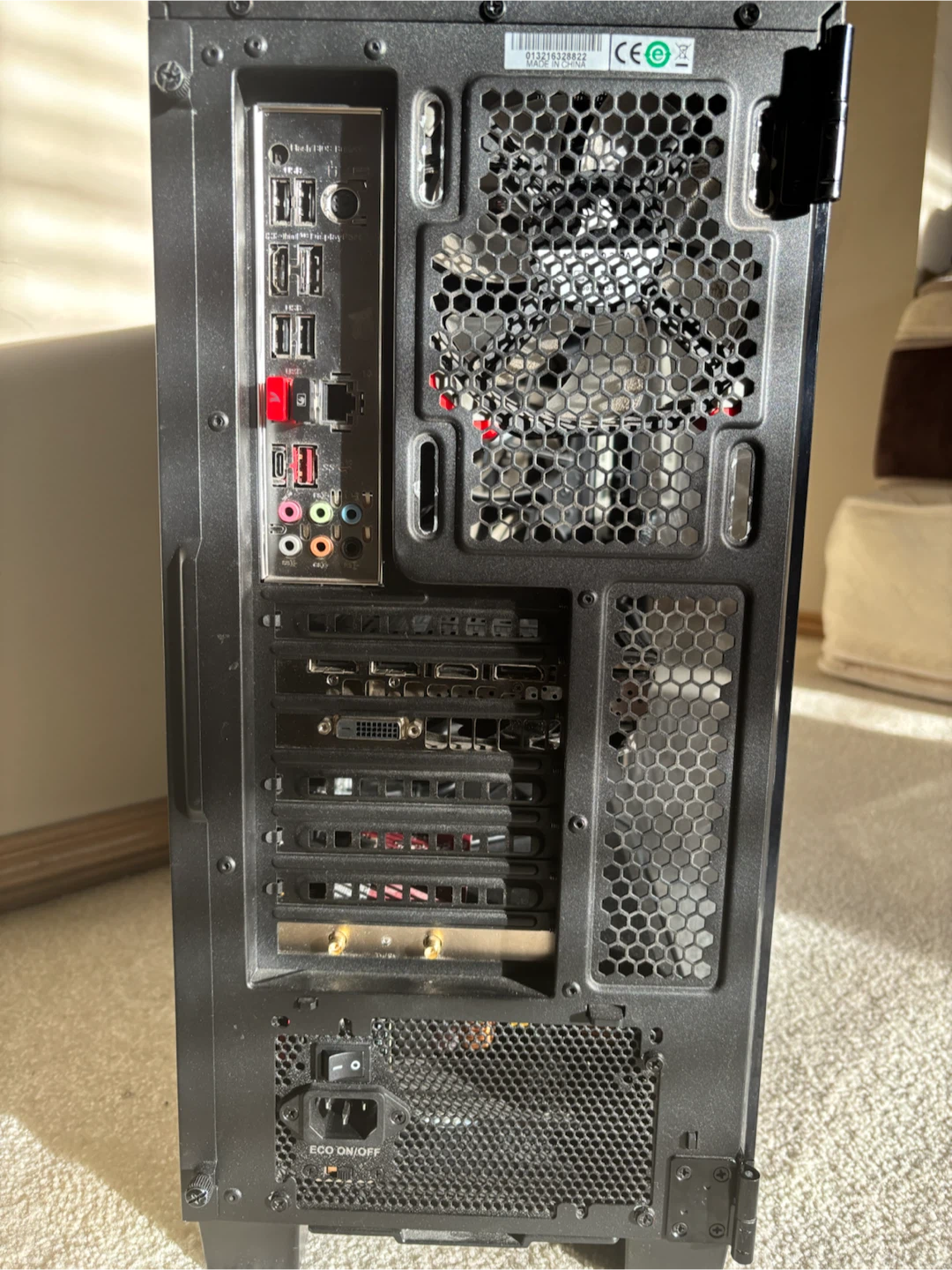 Gaming PC - Ryzen 5 5600X / GTX 1080 Ti 11GB/ 32GB RAM / 6TB - photo 4