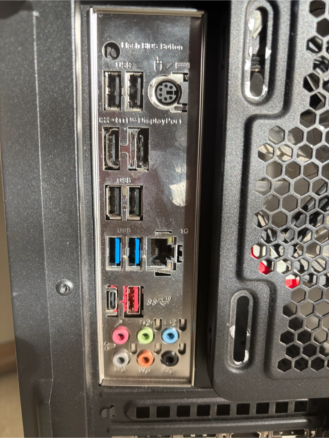 Gaming PC - Ryzen 5 5600X / GTX 1080 Ti 11GB/ 32GB RAM / 6TB - photo 5