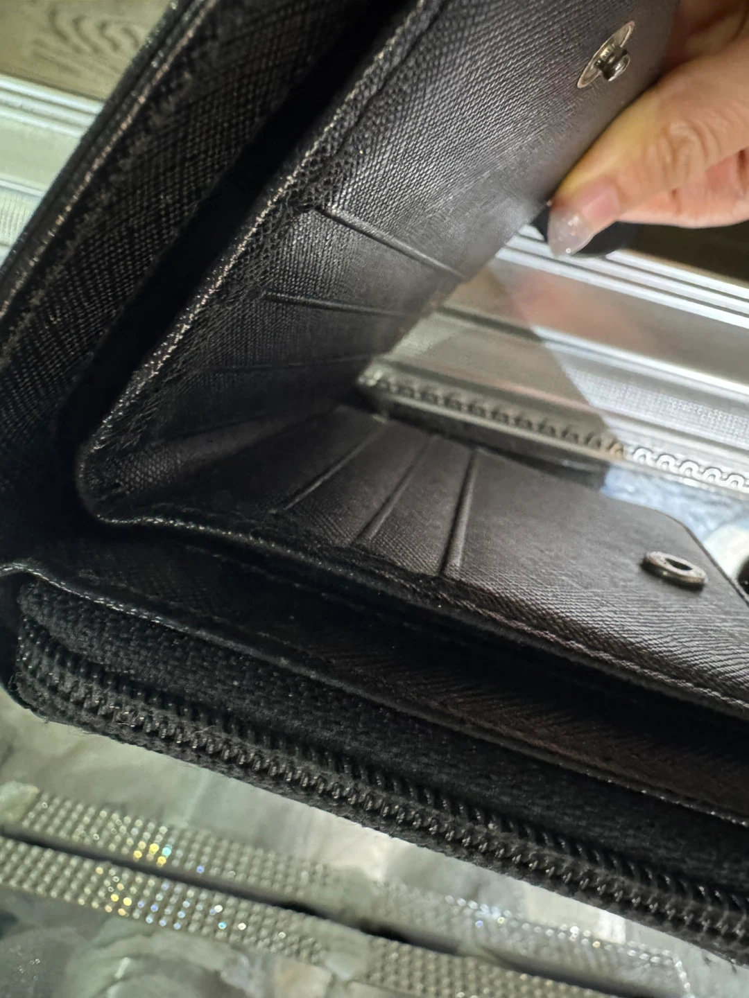 Authentic Prada Black Saffiano Wallet - photo 4