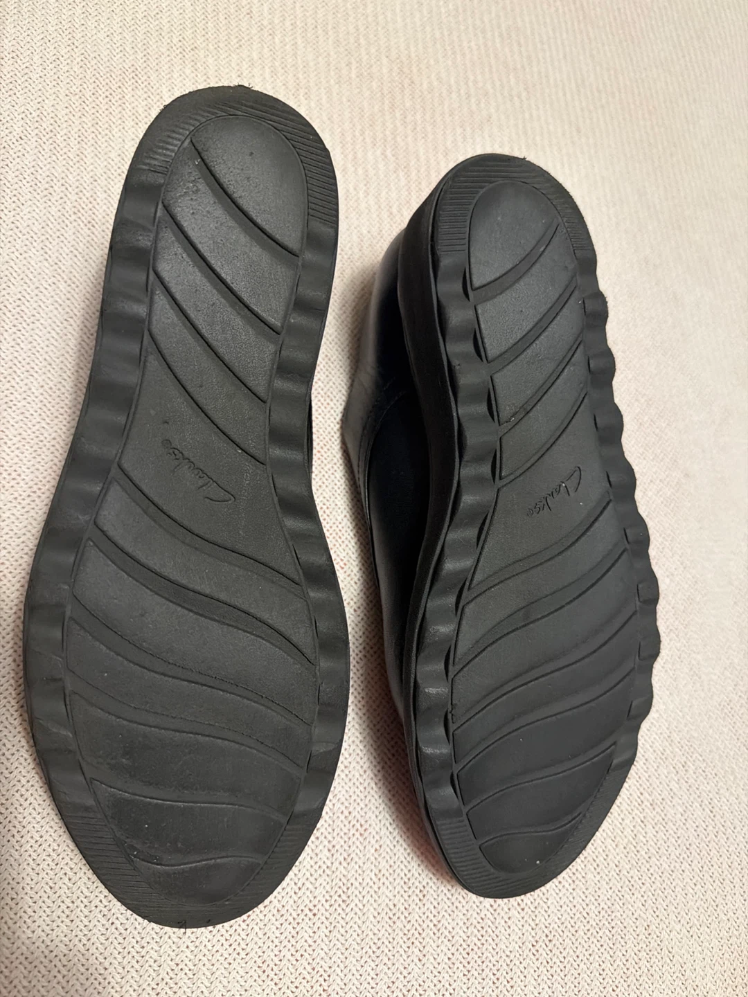 Clarks Collection Black Leather Lace-Up Shoes - photo 4