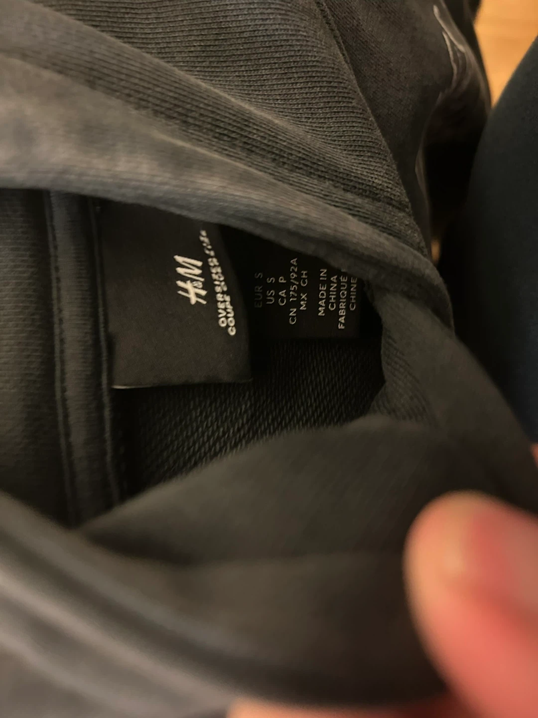 H&M Lucky Me I See Ghosts Hoodie - photo 4