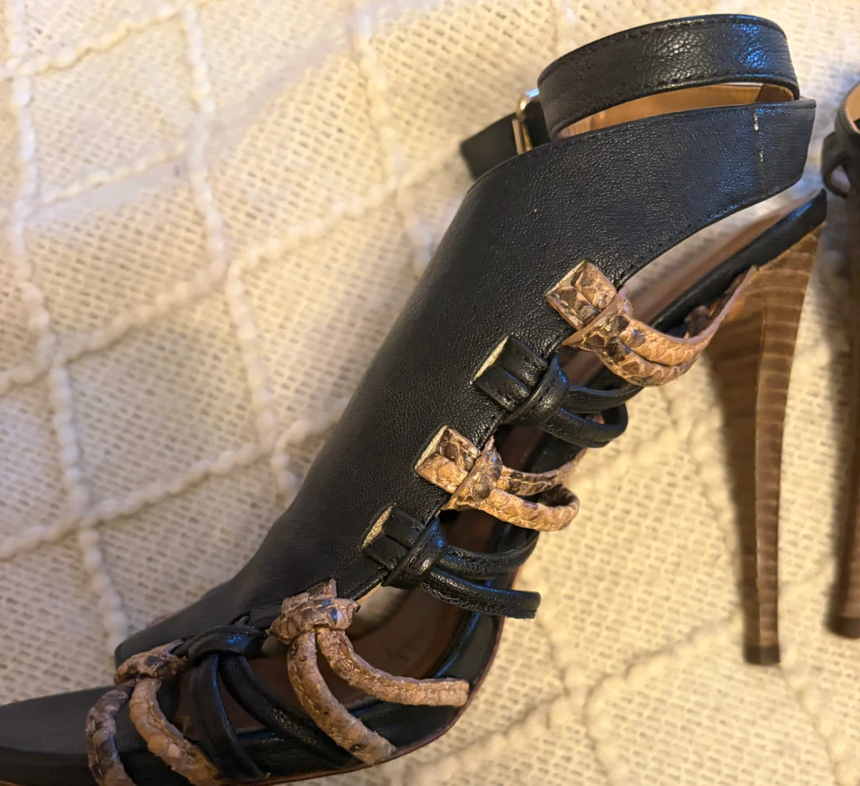 Coach High Heel Sandals Size 7.5 - photo 3