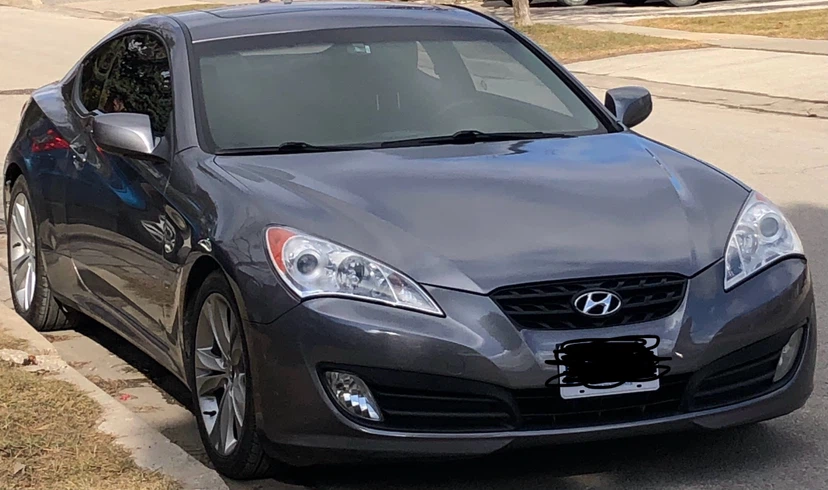 2012 Hyundai Genesis Coupe - photo 2