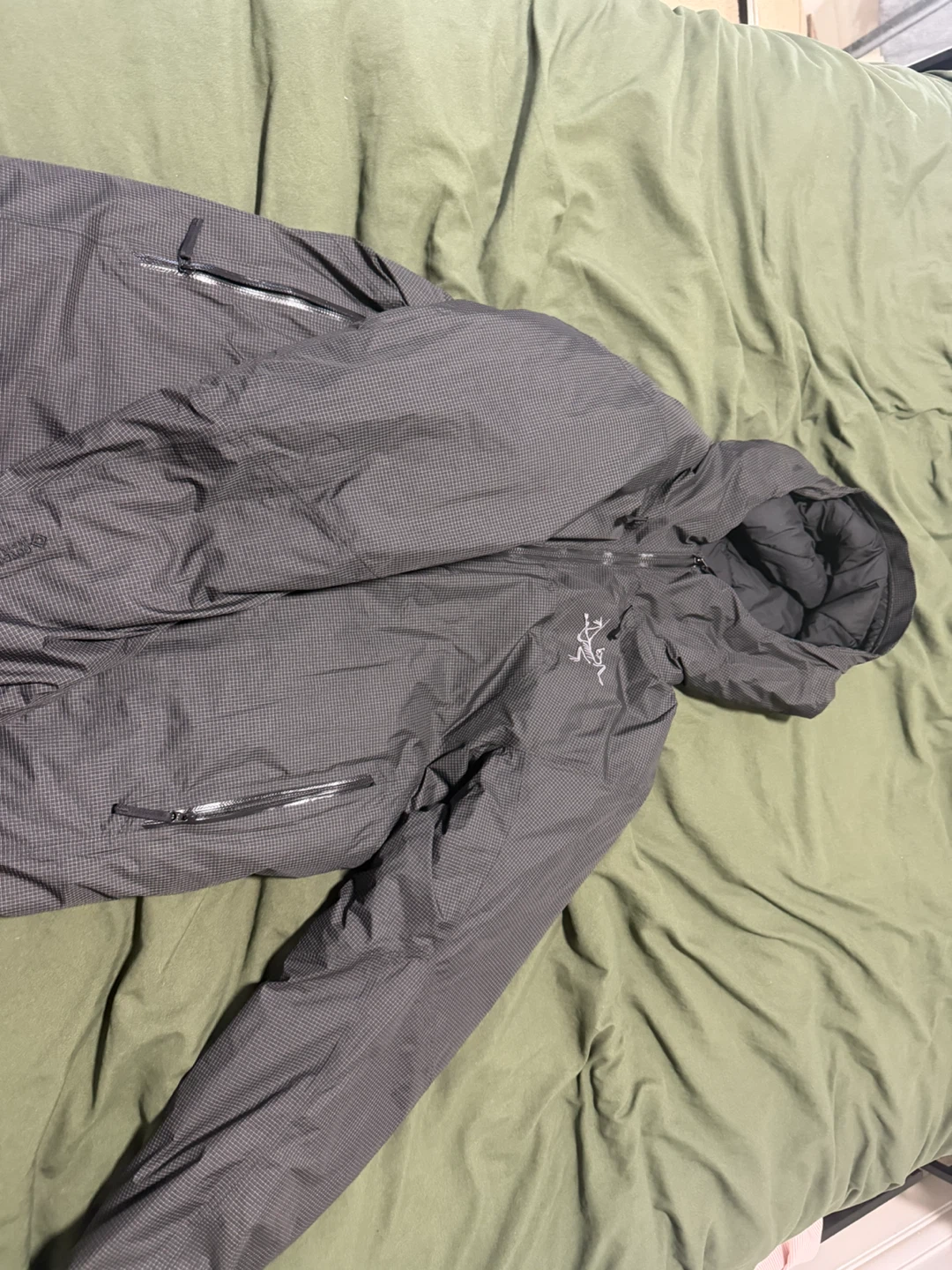 Arc'teryx Insulated Jacket - photo 3