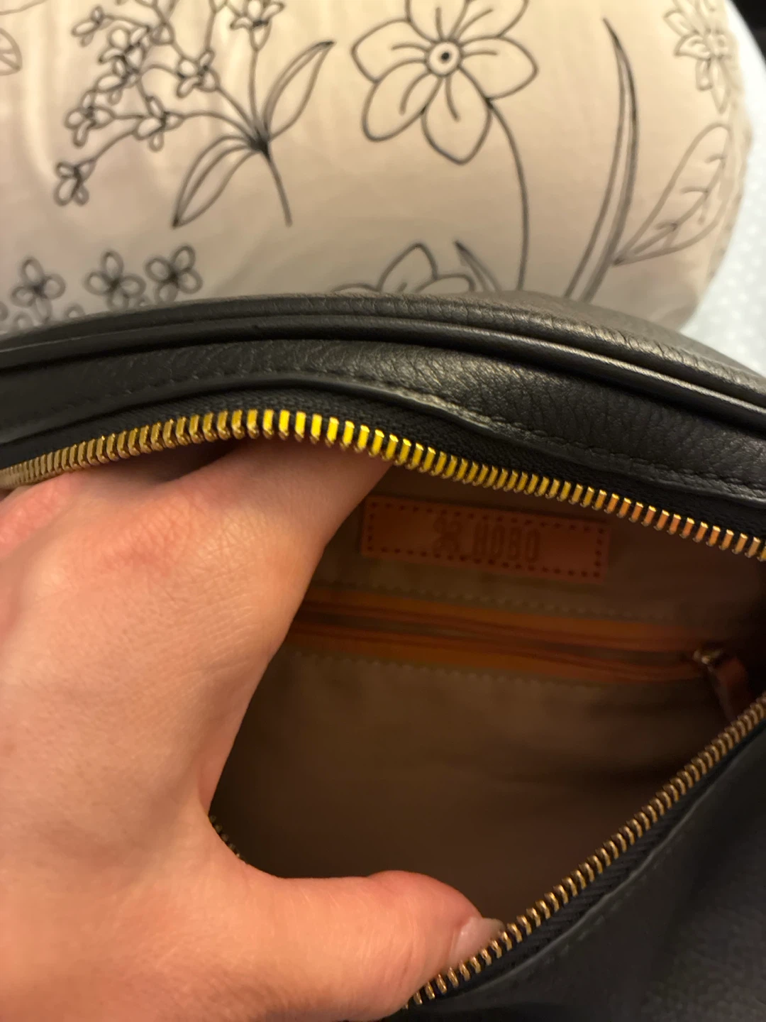 Hobo Black Leather Crossbody Bag - photo 3