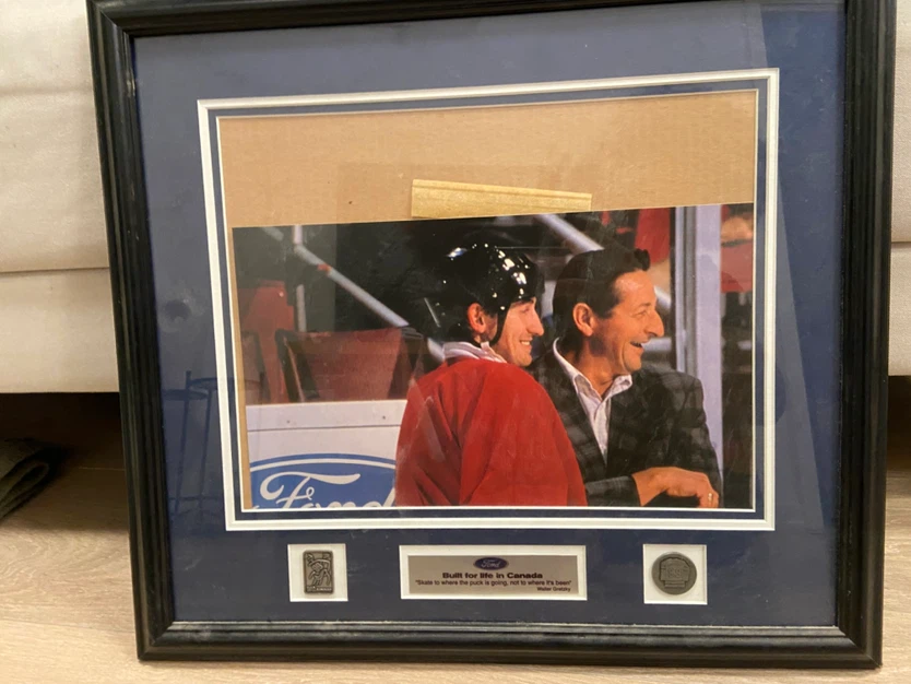 Wayne Gretzky Framed Commemorative Photo - photo 2