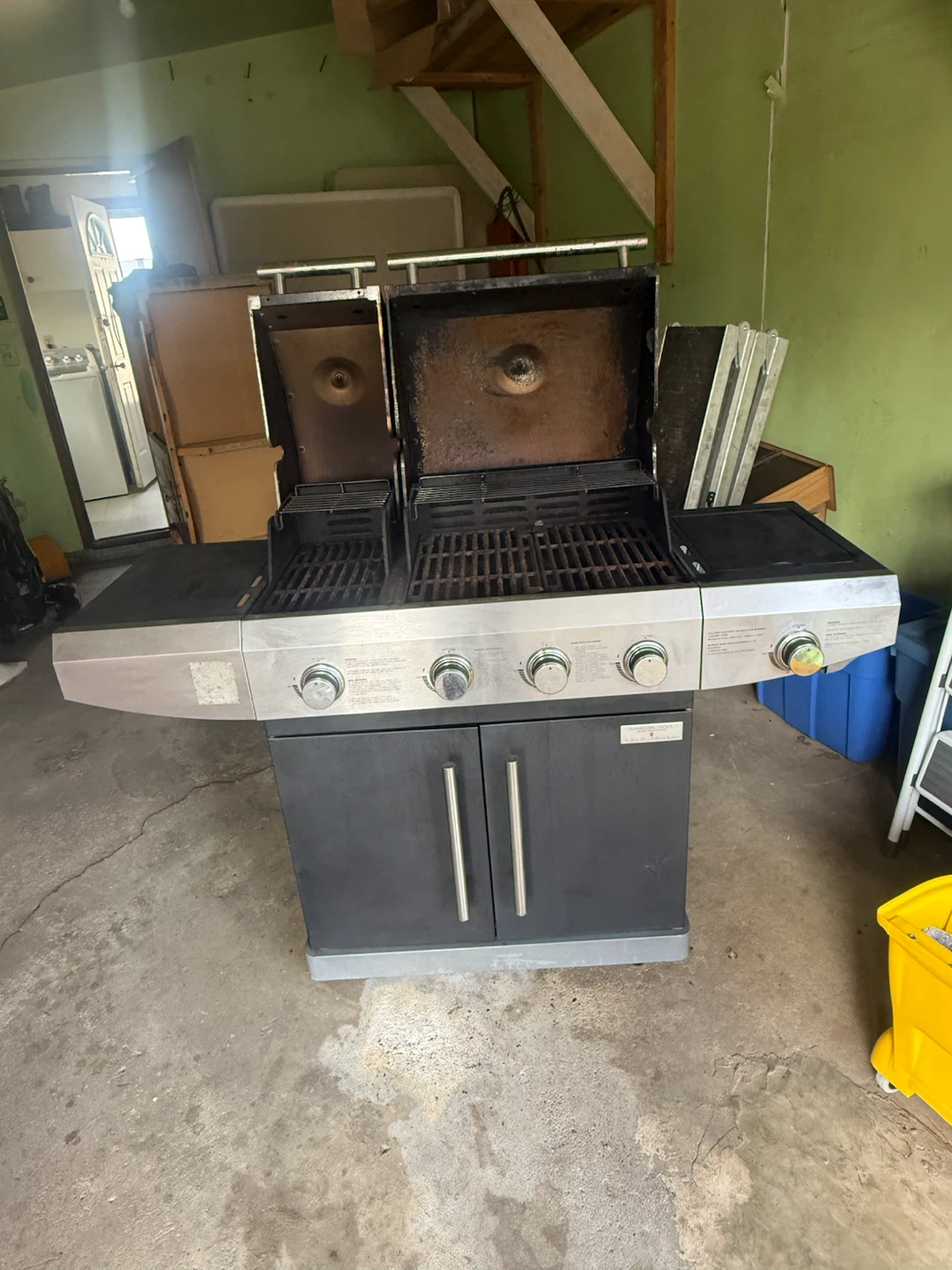 Char-Broil Signature Series 4-Burner Gas Grill - photo 3