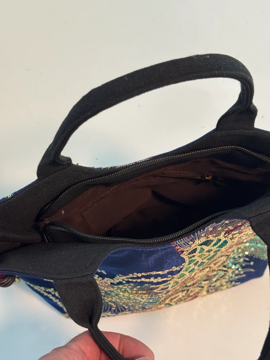 Peacock Embroidered Shoulder Bag - photo 5