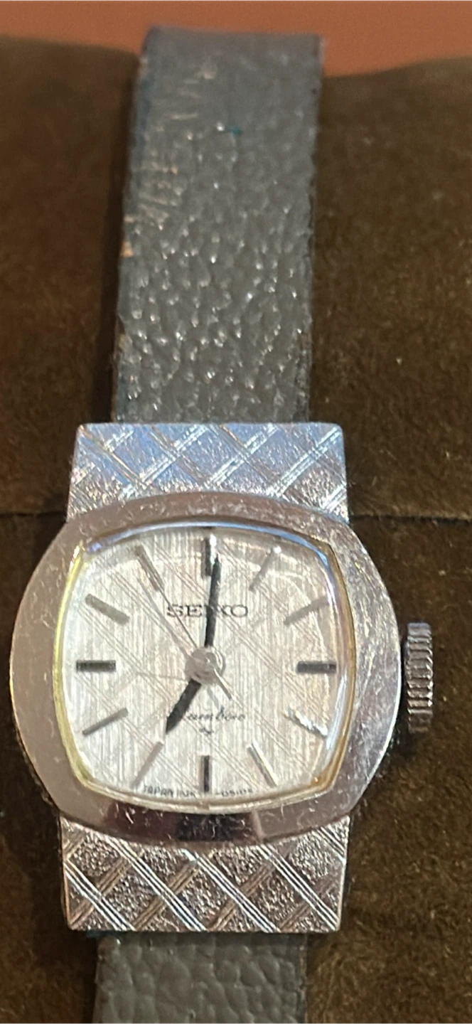 Vintage Seiko Women's Watch - photo 2