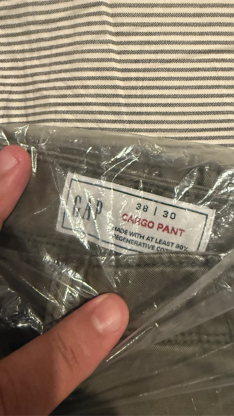Gap Cargo Pants - photo 2