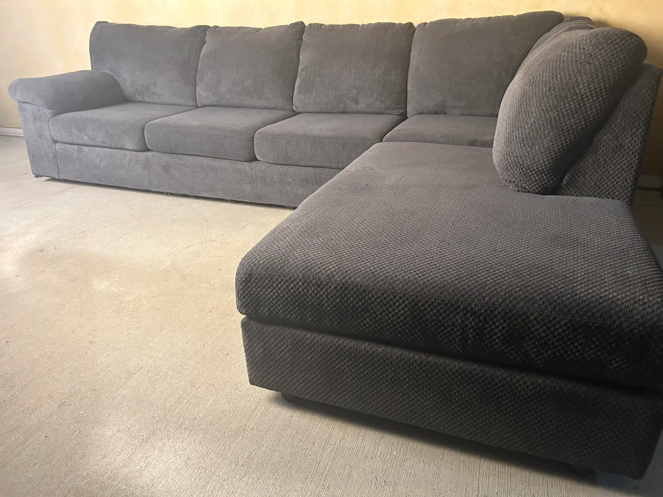DELIVERY AVAILABLE! CHARCOAL FABRIC SECTIONAL FOR $600!