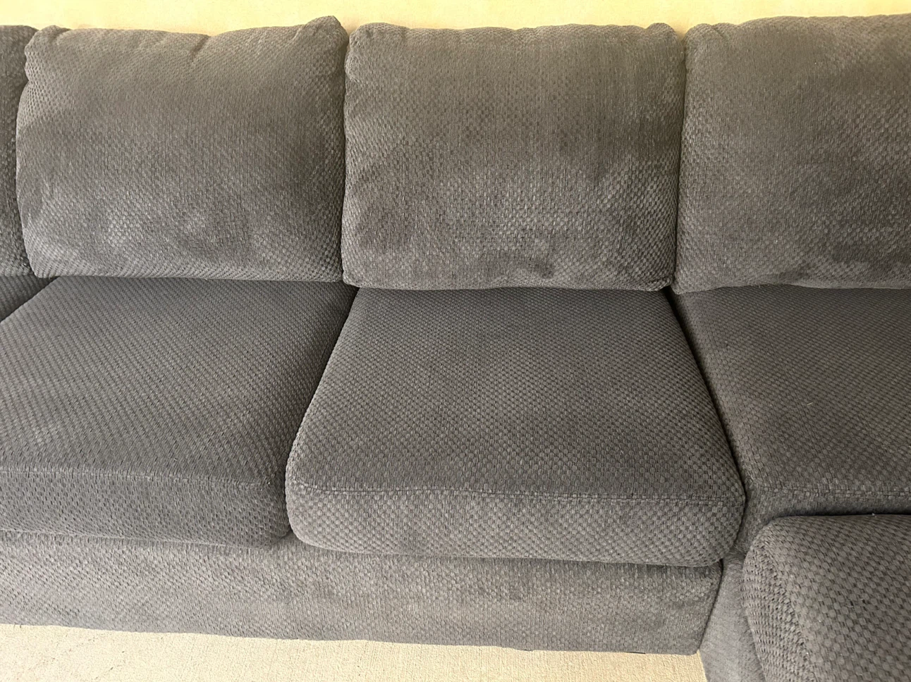 DELIVERY AVAILABLE! CHARCOAL FABRIC SECTIONAL FOR $600! - photo 5