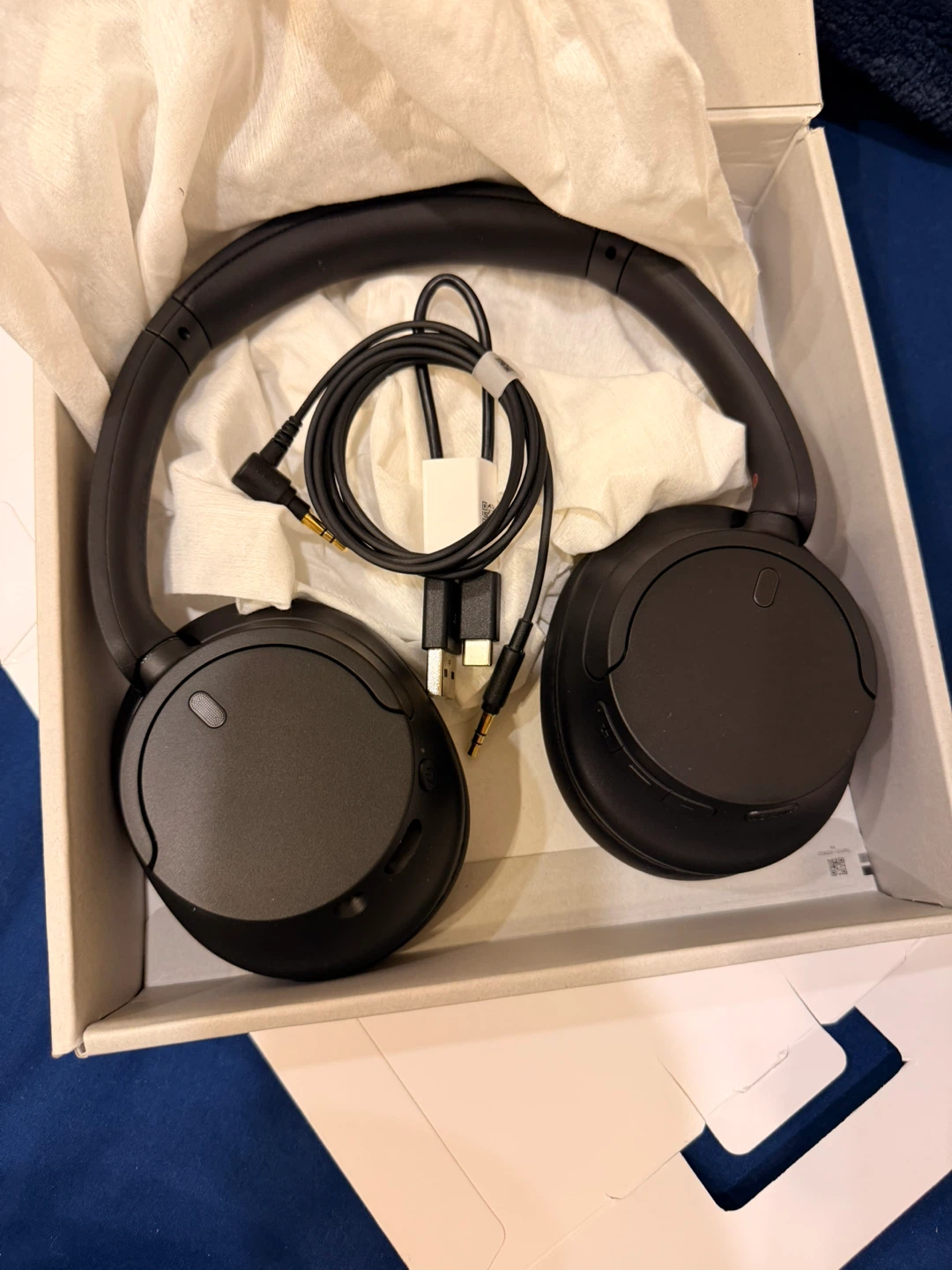 Sony WH-CH720N Wireless Noise Cancelling Headphones – Brand New - photo 3