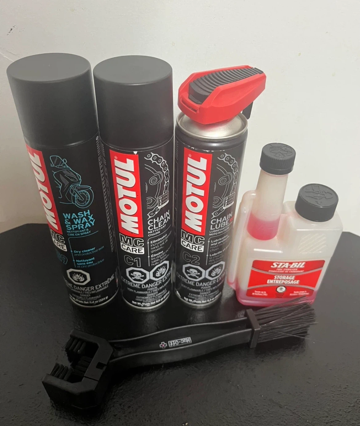 Motul Chain Care Kit with Sta-Bil and Muc-Off Brush - photo 2