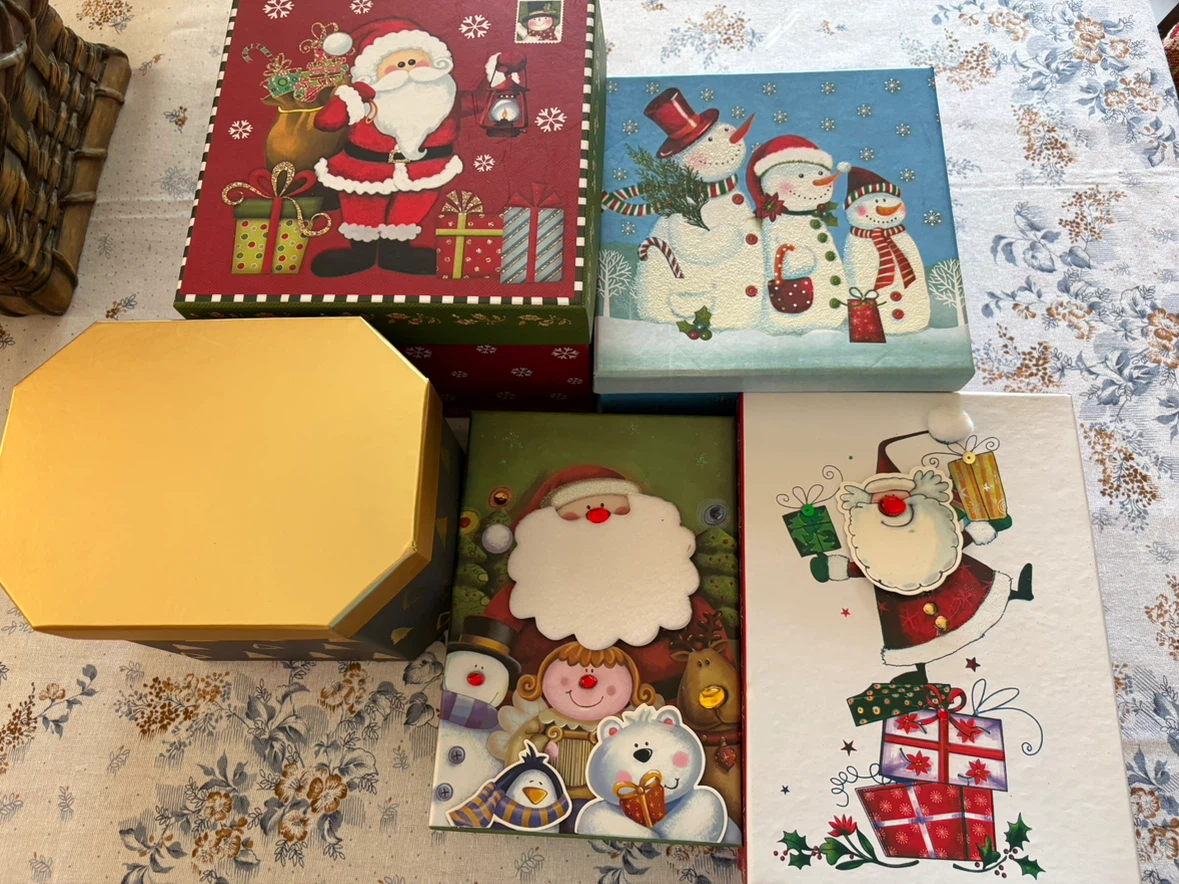 Set of 5 Christmas Decorative Storage Gift Boxes