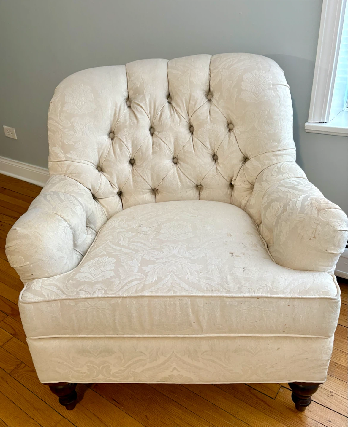 Accent chair - photo 2