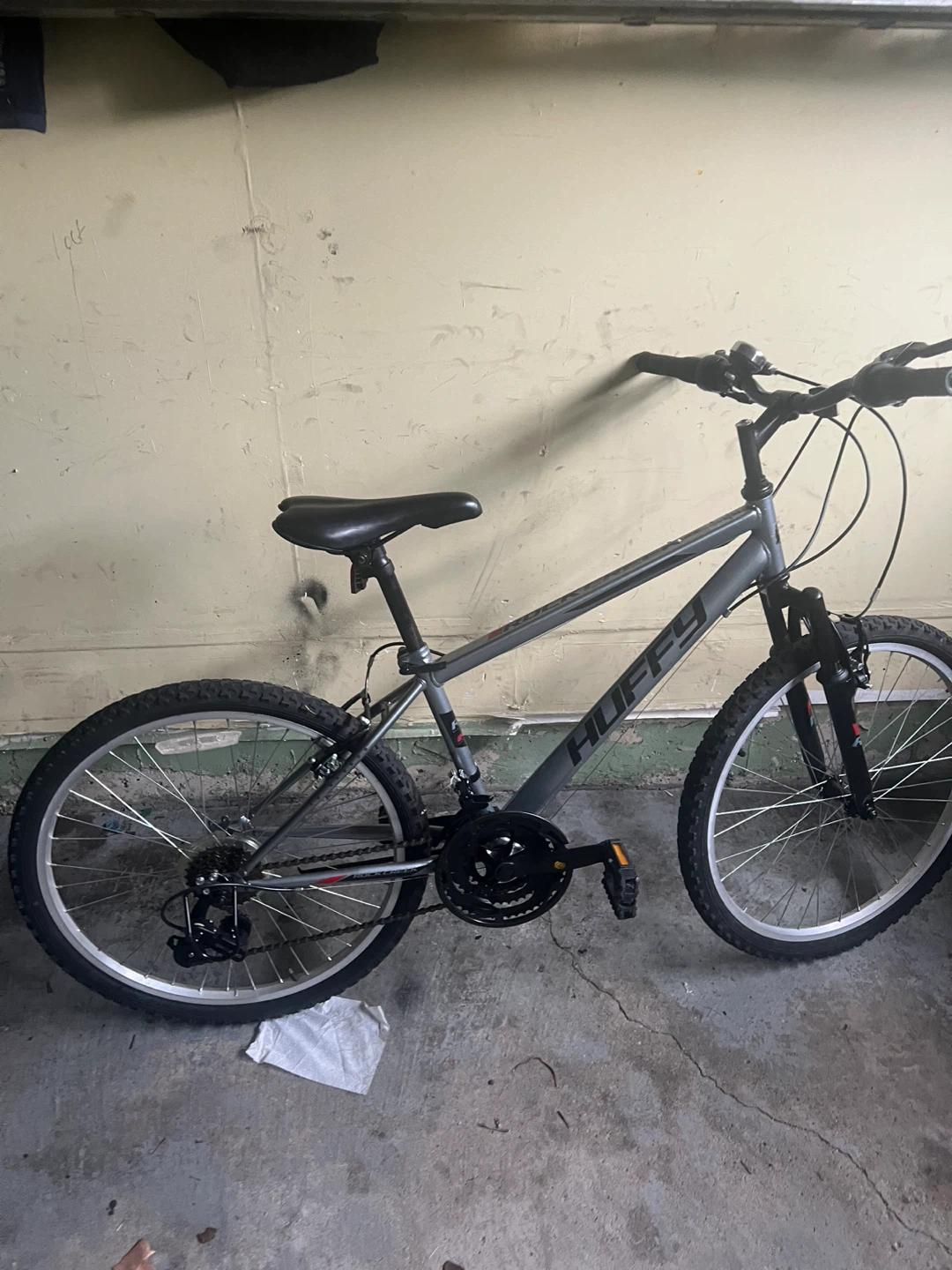 24 inch Huffy Rock Creek Mountain Bike(fairly new) - photo 3