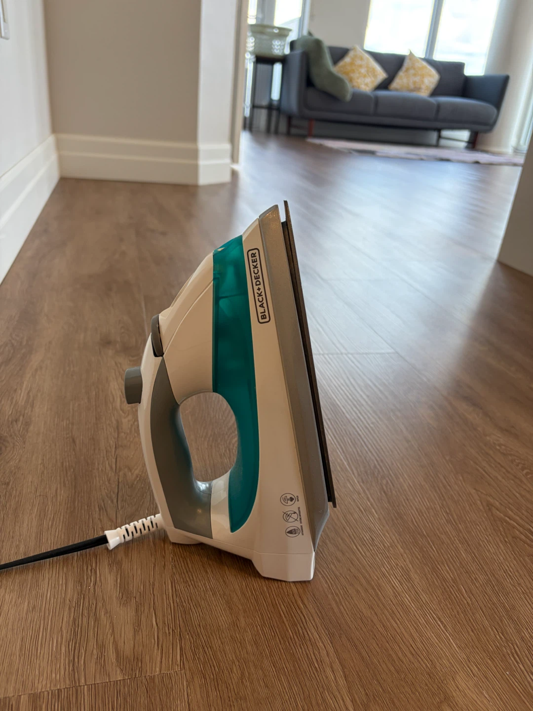 Black+Decker Iron and IKEA Ironing Board - photo 3